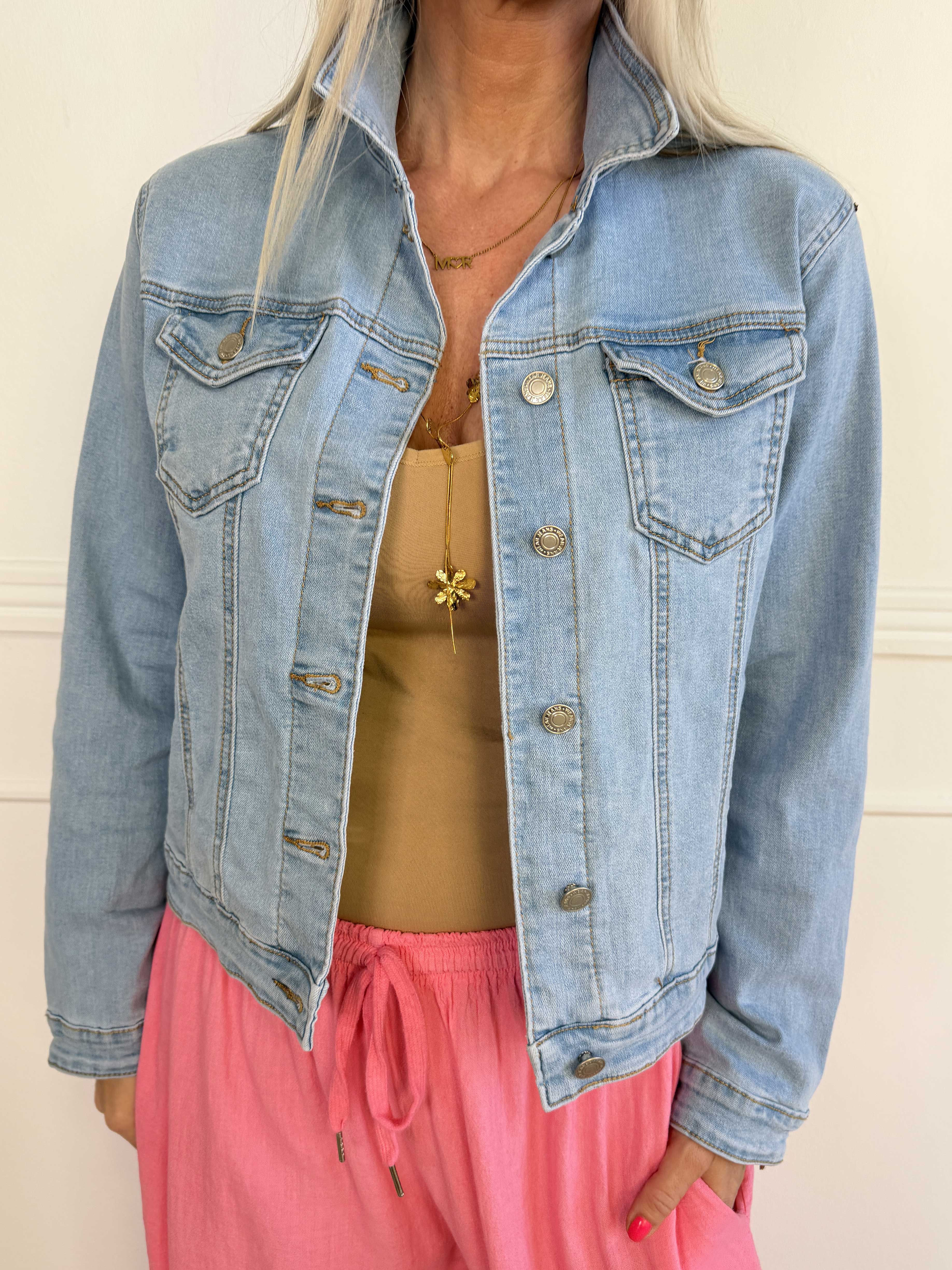 Emelina - Cowboyjakke i lys denim